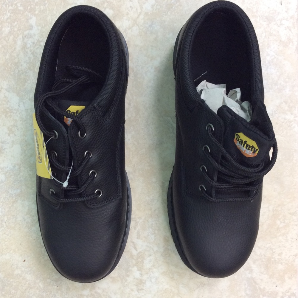 Saftey Zone Shoes - Picture 3 of 4
